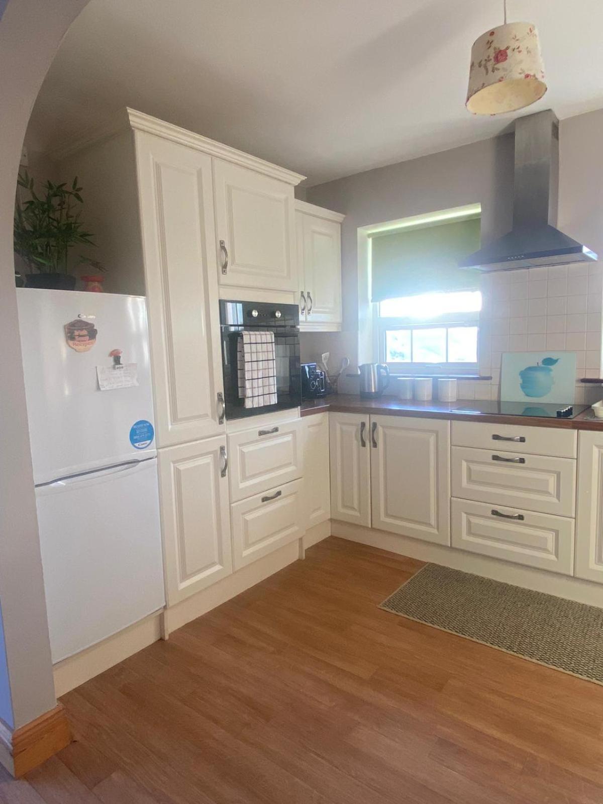 Kilmore Beach Apartment Tralee Buitenkant foto
